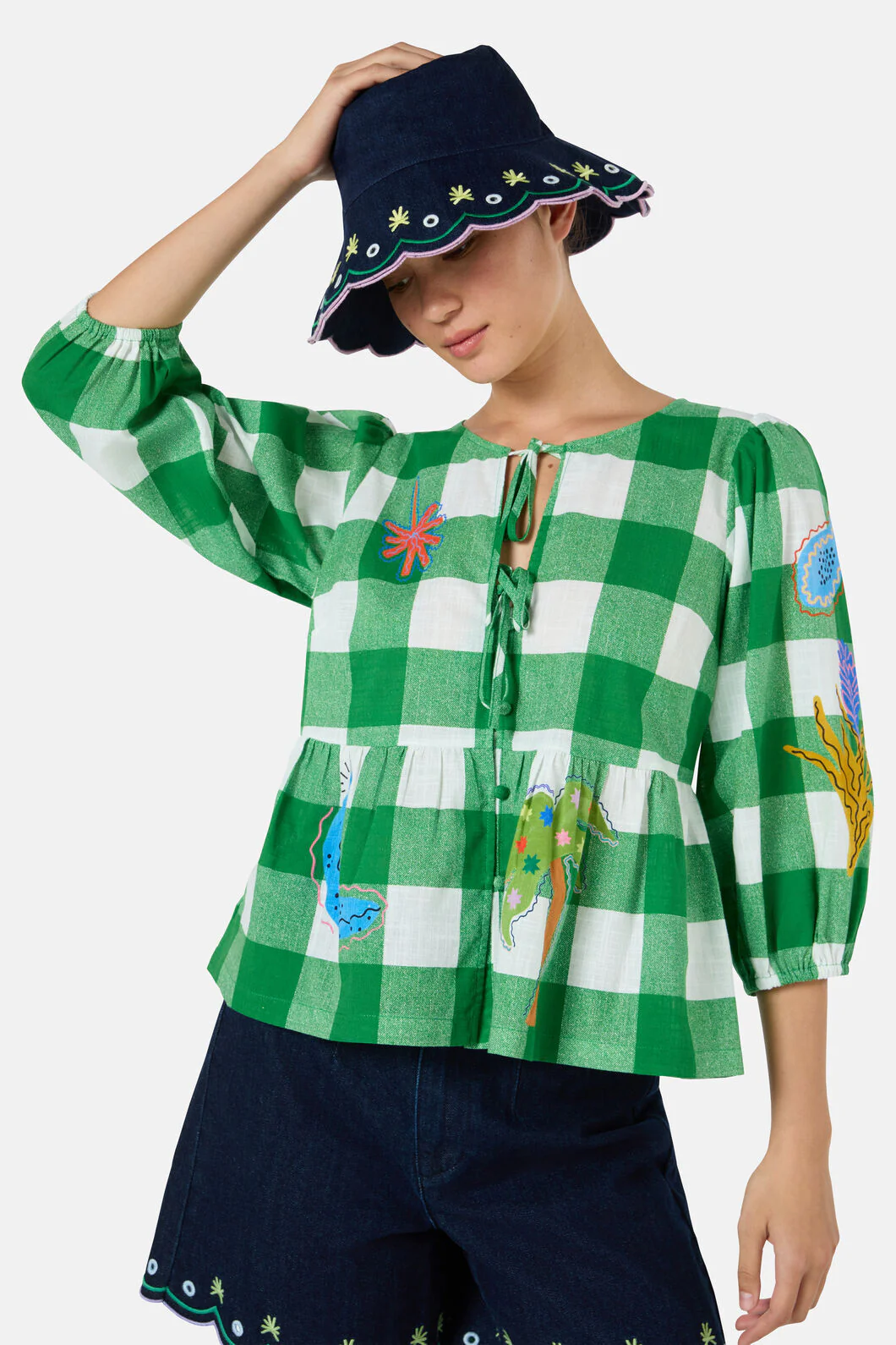 Greta Scallop Edge Bucket Hat