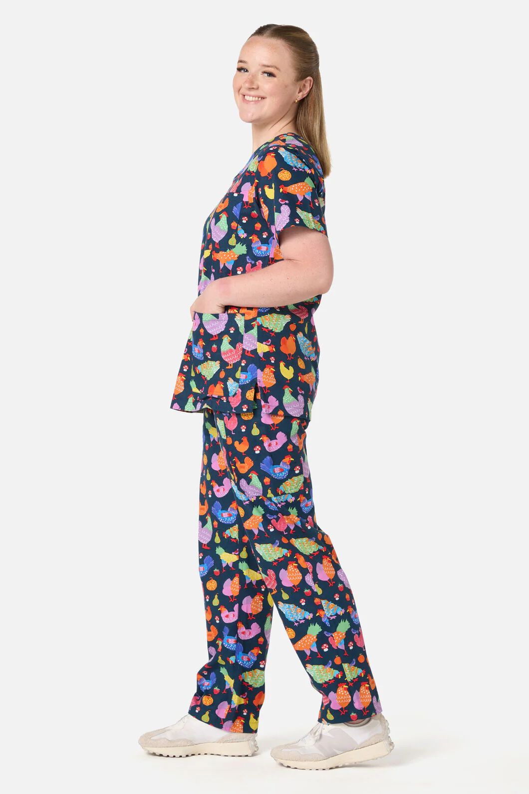 Hen Hen scrub set - Image 2