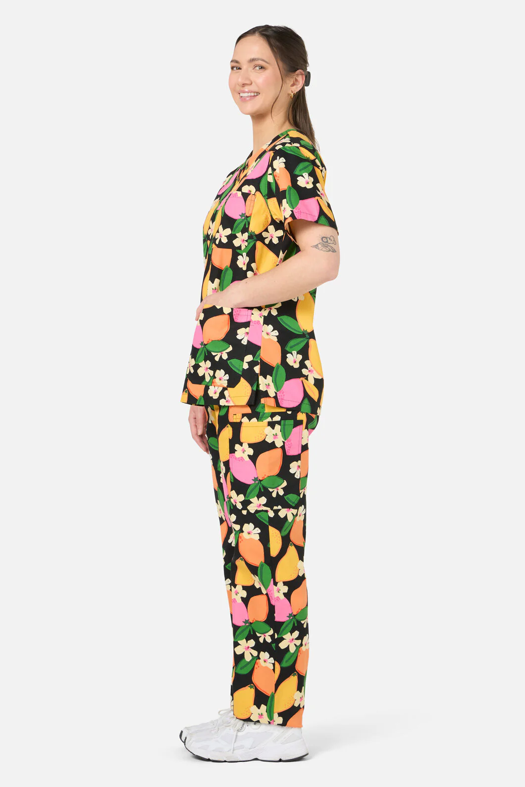 Lemons Scrub Set - Image 2